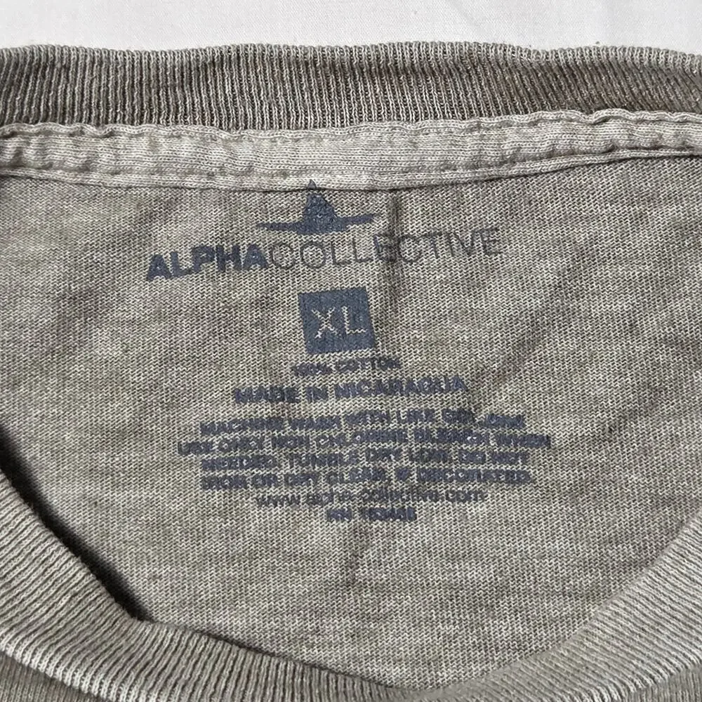 Alpha Collective Daytona Racing Graphic Tee Shirt - Men's XL Gray Mineral Wash